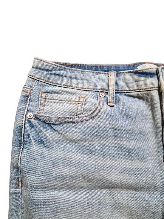 Sofia Vergara Women's Bermuda Shorts Gabriella Size 8 Distressed Frayed Hem Blue - Picture 5 of 12